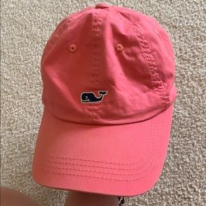 Female Vineyard Vines Hat